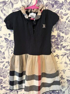 Burberry Dress (4Y)